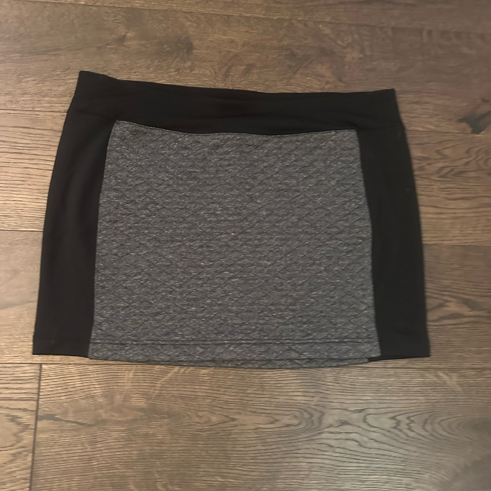 Smartwool Black and Gray Winter Skirt